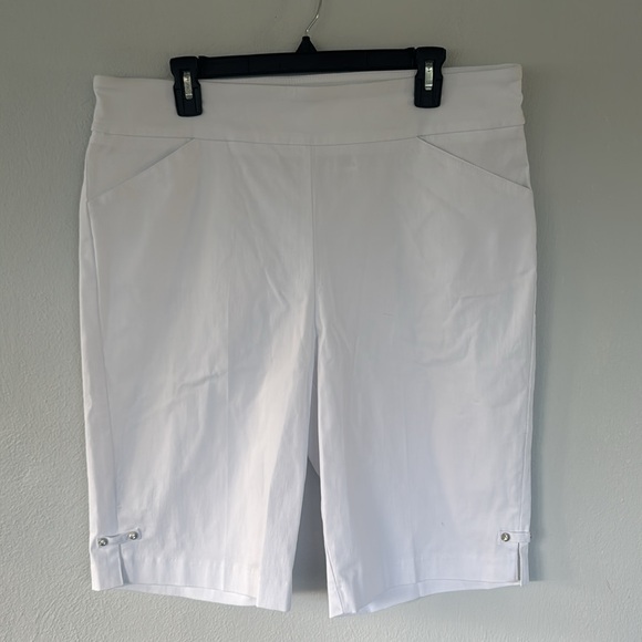 Coral Bay white Easy Care elastic comfort waist Bermuda style shorts size 16 - Picture 2 of 14